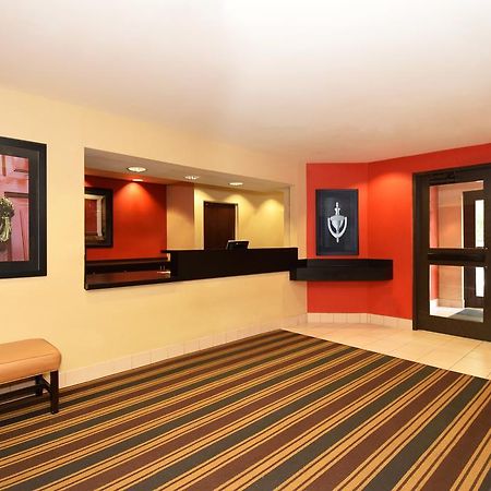 Extended Stay America Select Suites - Detroit - Розвилл Экстерьер фото